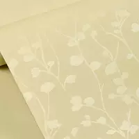 Маленькая ветвь желтая