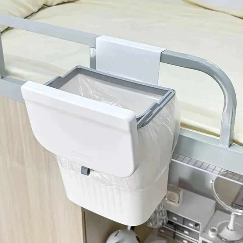 Mini Trash Can for Bed, Suitable for College Dorms, with a Hanging Design and Lid, Small Trash Bin for Upper Bunk Bedside Hanging Basket Mini Trash Can for Bed, Suitable for College Dorms, with a Hanging Design and Lid, Small Trash Bin for Upper Bunk Bedside Hanging Basket