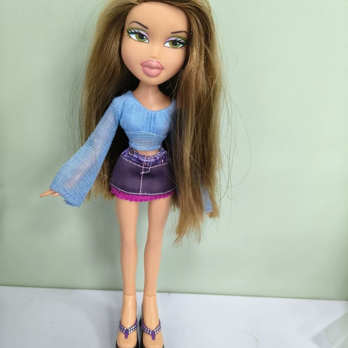 Кукла модная (Bratz) разные модели, с небольшими дефектами, 9 × 4,61 × 2,2 см, 0,02 кг