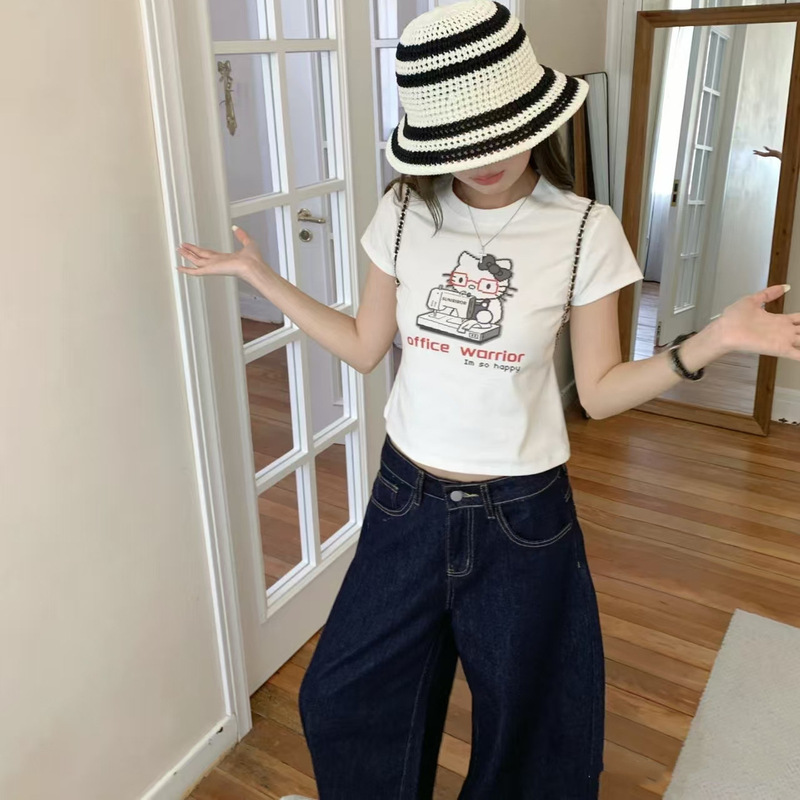 American-Style Spicy Girl Cartoon Print Short-Sleeve Regular Shoulder T-Shirt for Women, Summer 2026, Slim Fit, Round Neck, White Top American-Style Spicy Girl Cartoon Print Short-Sleeve Regular Shoulder T-Shirt for Women, Summer 2026, Slim Fit, Round Neck, White Top
