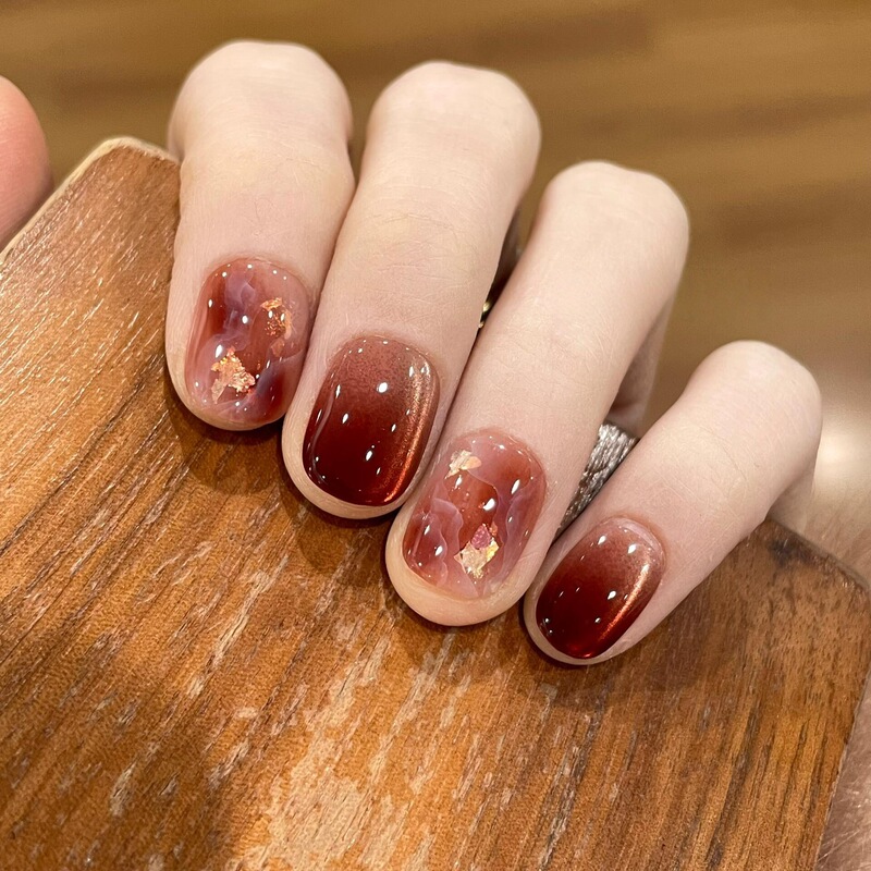 [Amber] Handmade Cat Eye Wearable Nails Medium Short Style 2026 New Bead Nails Autumn and Winter High-End Nail Stickers