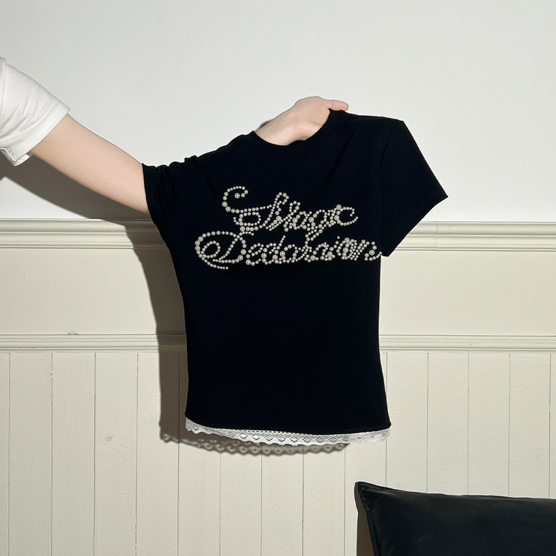 Black Beaded Short-Sleeved T-Shirt for Women in Summer, Slim Fit, Round Neck, Right Shoulder Design, Pearl Lace Top