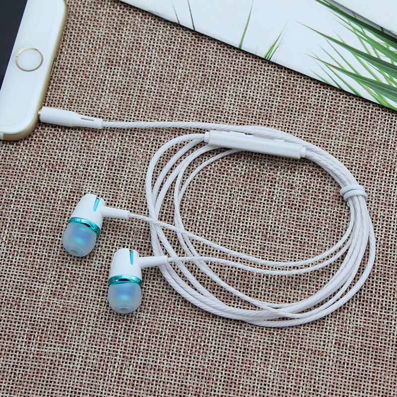 Upscale 3 5m Headset Mural Universal Girls and Girls C Handset Headset Heavy Bass with Mai Line Control Sports ins-Taobao