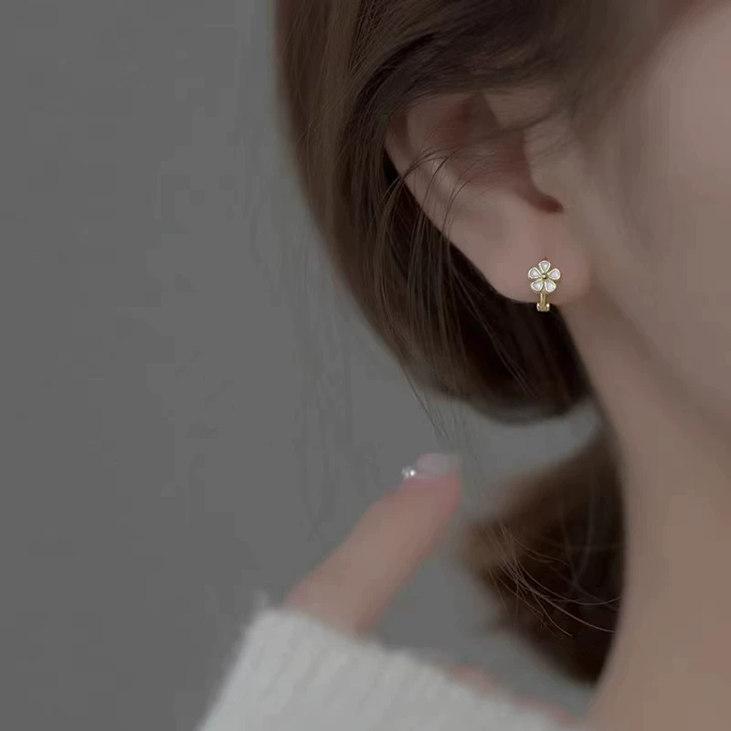 Small design summer cute fresh earrings, silver 925 sample, flowered