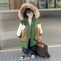 Зеленый (настоящий воротник волос)