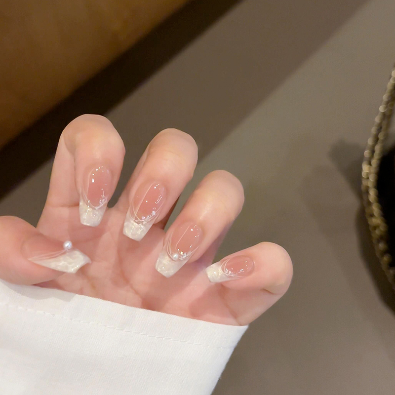 Summer Clear Mica Shell Thread White Short Ladder Manicure French High-End Pure Handmade Wearable Fake Nails