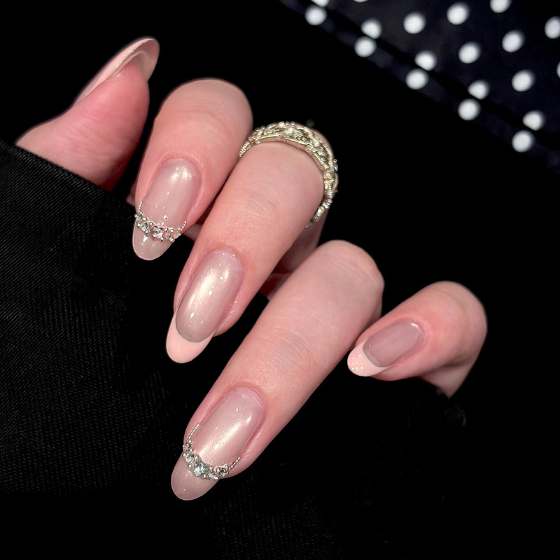 Soft Light Skin Pink French Glass Bead Cat Eye High-End Handmade Wearable Nails That Enhance Complexion, Removable Nail Pieces