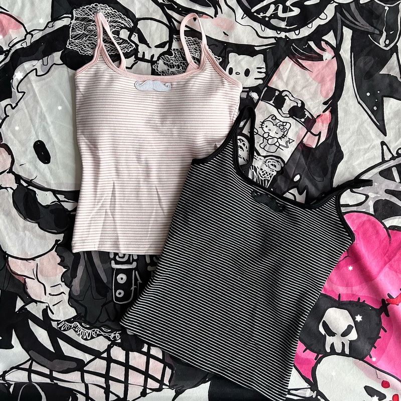 Otaku Japanese-Style Cute Girl LAOSHU Mustache Striped Camisole with Built-In Bra Pads, Black and Pink Two-Tone Otaku Japanese-Style Cute Girl LAOSHU Mustache Striped Camisole with Built-In Bra Pads, Black and Pink Two-Tone