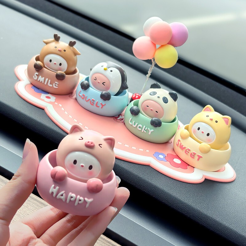 Cartoon Car-Mounted Bobblehead Ornament for Car Dashboard Decoration, Cute and Creative Gift for Girls, 2025 New Model