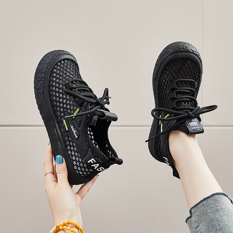 Women's Work Shoes with Soft Soles, Comfortable for Working, Black, Suitable for Long Standing, Not Tiring, Summer Mesh Shoes, Sports Black Shoes, Non-Slip for Kitchen Use