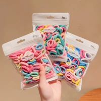 300 красочных кругов полотенца