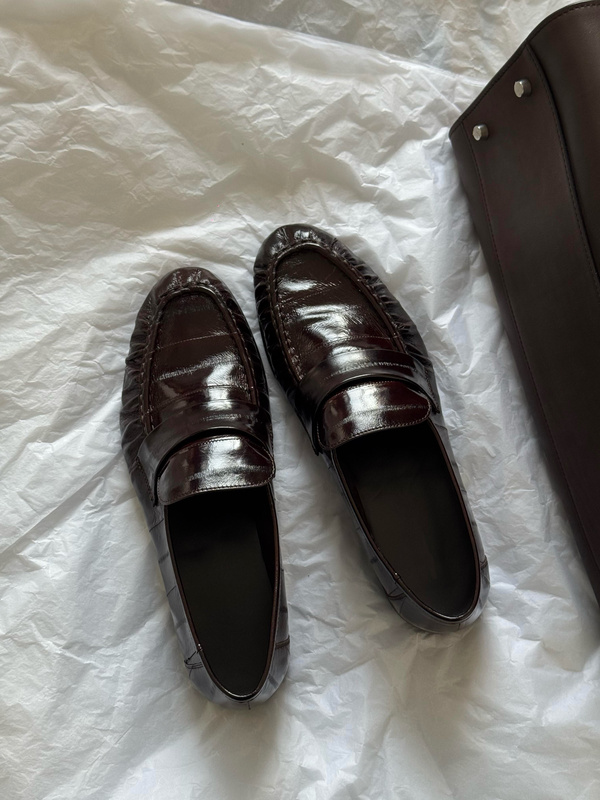 Ka Xiaolin Women's Shoes, Eel-Pattern Retro Pleated Loafers, Flat Thick-Heeled Slip-On Lazy Shoes, Small Leather Shoes, Single Shoes Ka Xiaolin Women's Shoes, Eel-Pattern Retro Pleated Loafers, Flat Thick-Heeled Slip-On Lazy Shoes, Small Leather Shoes, Single Shoes