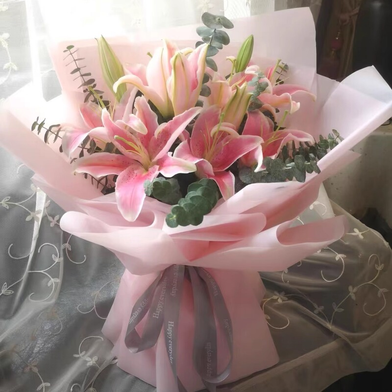 Pink Lily Bouquet, Perfume, Pink Carnations, Same-City Flower Shop Delivery, Express Delivery for Parents, Mom, Elders, Loved Ones