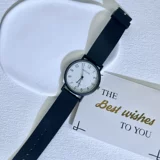 Кварцевые брендовые трендовые часы подходит для мужчин и женщин для влюбленных, простой и элегантный дизайн