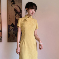 Chinembroideremen 2024 new Summer qipao women New Chinese style improvement of menopausal yellow young girl Suzhou