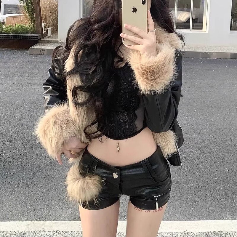 Sexy Low-Waisted Pu Leather Shorts for Women, Autumn and Winter Design, Outerwear Boot Shorts, Slim Fit, Hip-Hugging, Ultra-Short Hot Pants Sexy Low-Waisted Pu Leather Shorts for Women, Autumn and Winter Design, Outerwear Boot Shorts, Slim Fit, Hip-Hugging, Ultra-Short Hot Pants