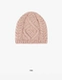 Розовая вязаная шапка