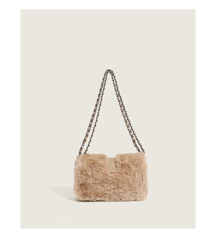Borsa a tracolla donna in peluche con catena, pochette elegante_voghion.com