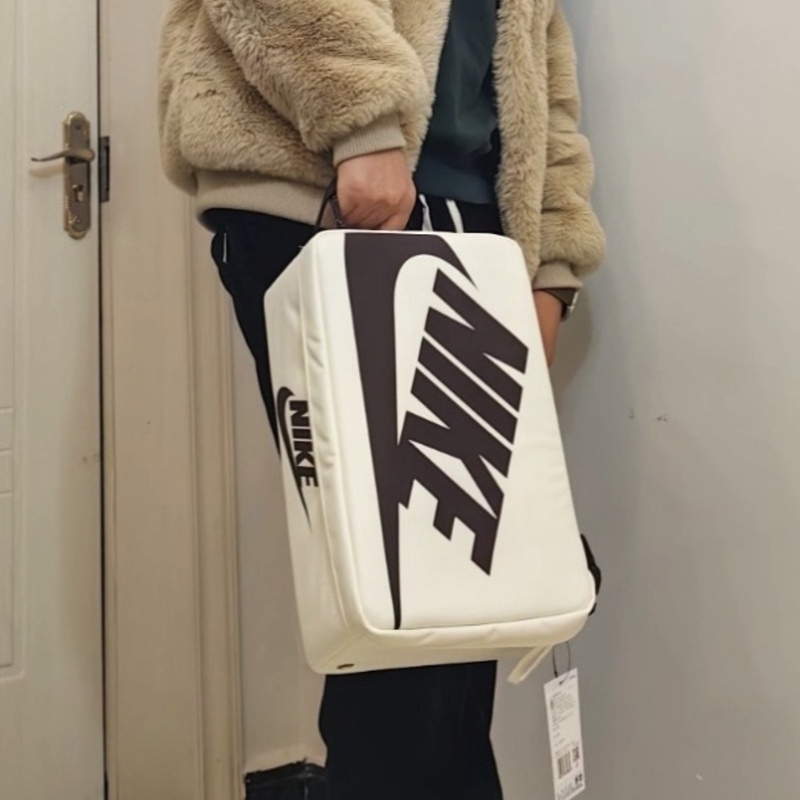 Nike New Sports Shoe Box Bag for Men and Women, Casual Tote Bag, Shoulder Bag, Sneaker Storage Bag, Shoulder Bag Da7337-133