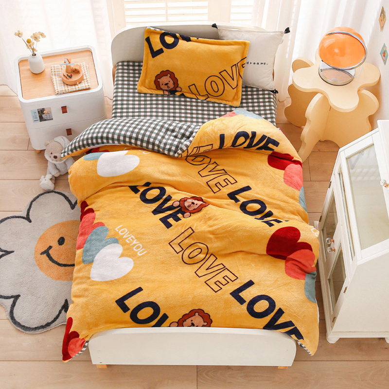 Children's kindergarten quilt three pieces of bedding in winter baby nap six pieces of coral milk plus-woven mask