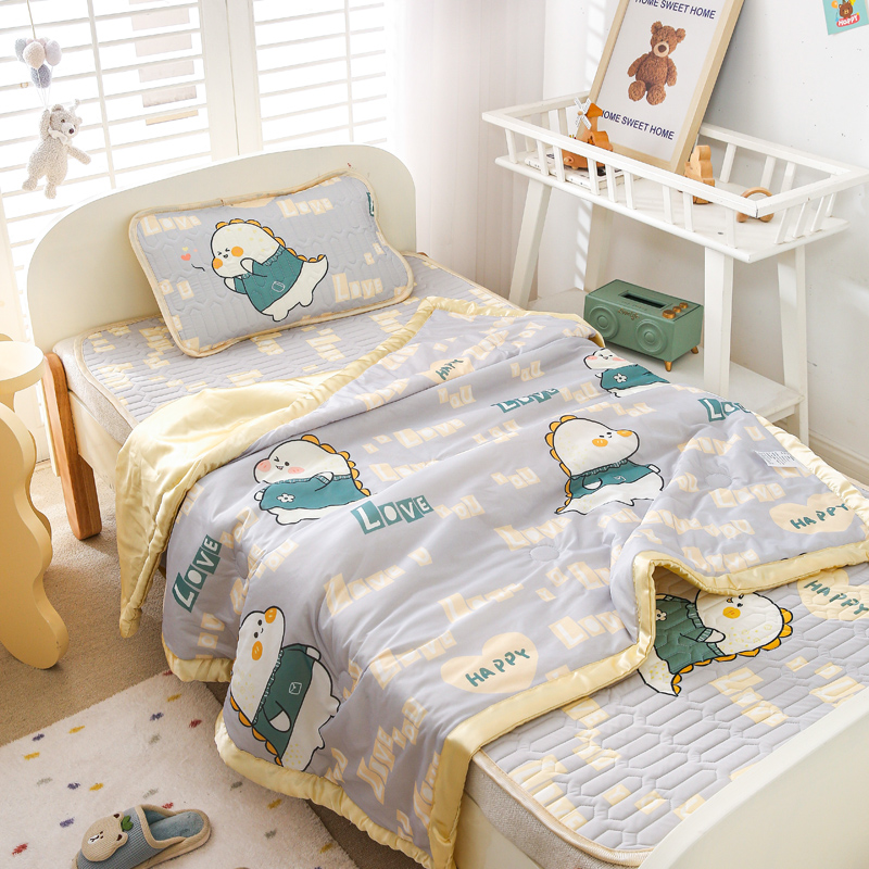 A baby baby nap bed with ice thread kindergarten four pieces of childhood summer cool by cool seat three pieces 4