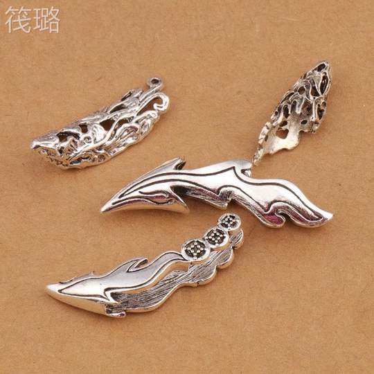 Rafulu tibetisches Silber-Zahnspitzen-Set, Wolfszahn-Anhänger, Herren- und Damen-Halskette, authentische Tasche, schwarzer Hundezahn-Anhänger, Zahnspangen knacken nicht die Persönlichkeit