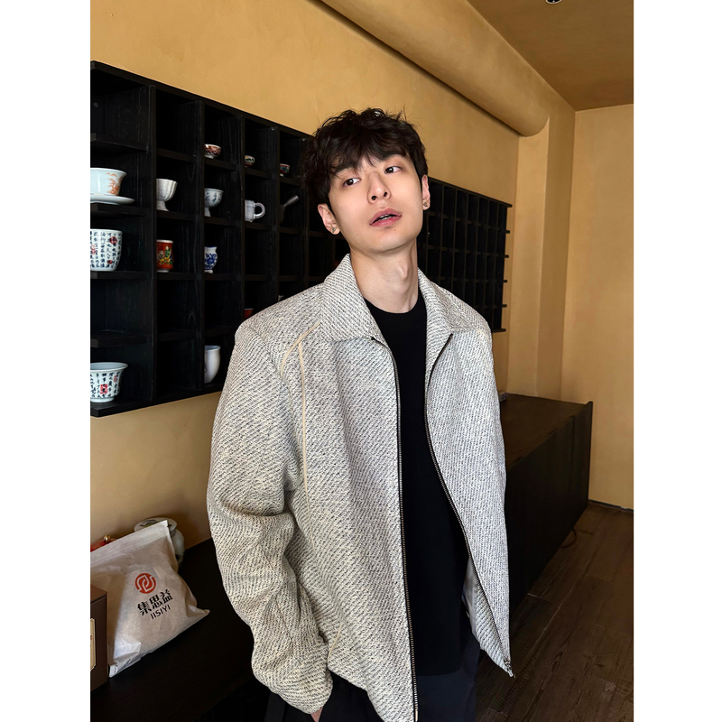 American Retro Gray and White Woven Tweed Chanel-Style Jacket, Unisex Versatile Short Loose-Fit Commuter Coat American Retro Gray and White Woven Tweed Chanel-Style Jacket, Unisex Versatile Short Loose-Fit Commuter Coat