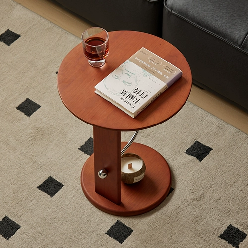 Японская дизайнерская модель спальни Xiaoyuan несколько диванов рядом с несколькими твердыми деревянными творческими творческими столами посреди древнего стиля