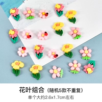 Комбинация цветов и листьев