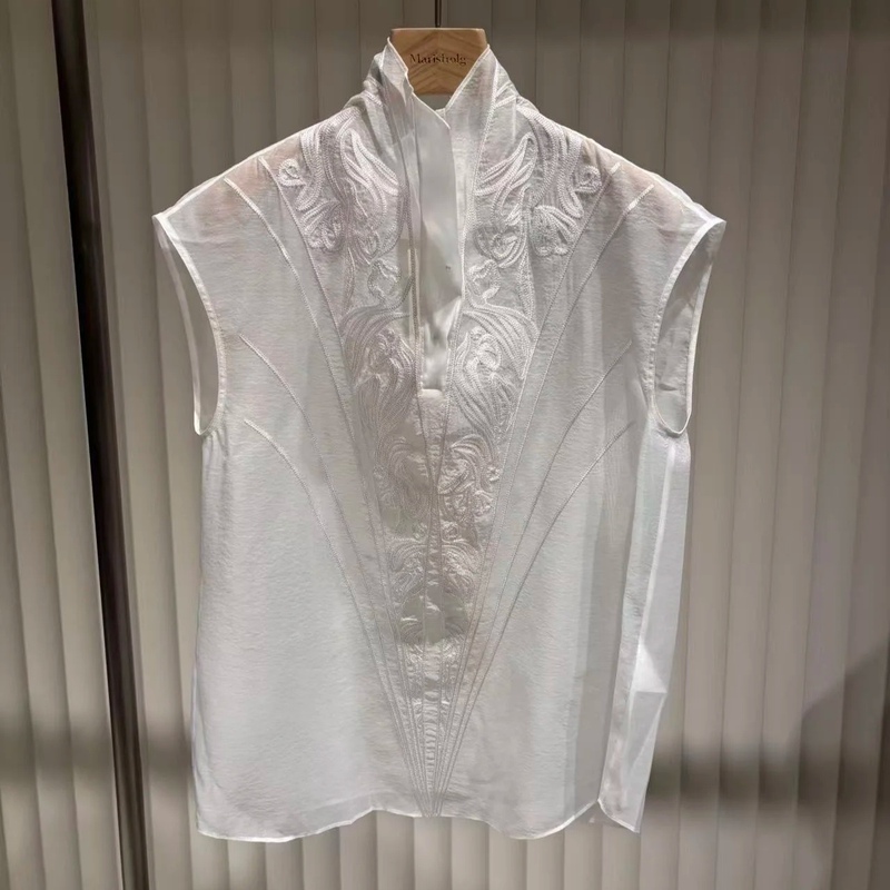 Gao Ye's Same Style Maja 2026 Winter New Heavy Embroidery White Sheer Stand Collar Sleeveless Shirt A1Fz41421 Gao Ye's Same Style Maja 2026 Winter New Heavy Embroidery White Sheer Stand Collar Sleeveless Shirt A1Fz41421