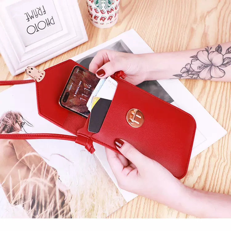 Fresh small polyurethane waterproof design shoulder bag, touch screen, style