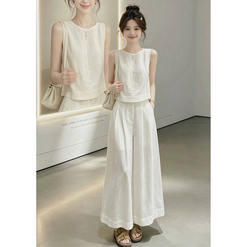 High-End and Stylish Casual Sports Suit for Women, Summer Sleeveless Top and Wide-Leg Pants, Slimming and Fashionable Korean-Style Two-Piece Set