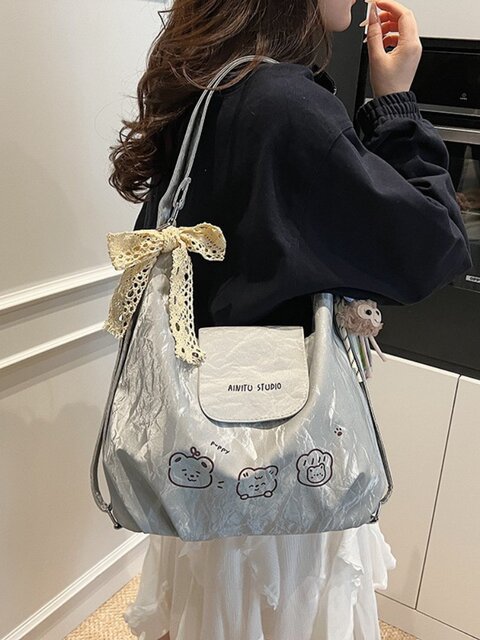 Casual and Versatile Tote Bag for Women, Fashionable and Simple Commuter Backpack, Large Capacity, Cute and Stylish Single Shoulder Crossbody Bag