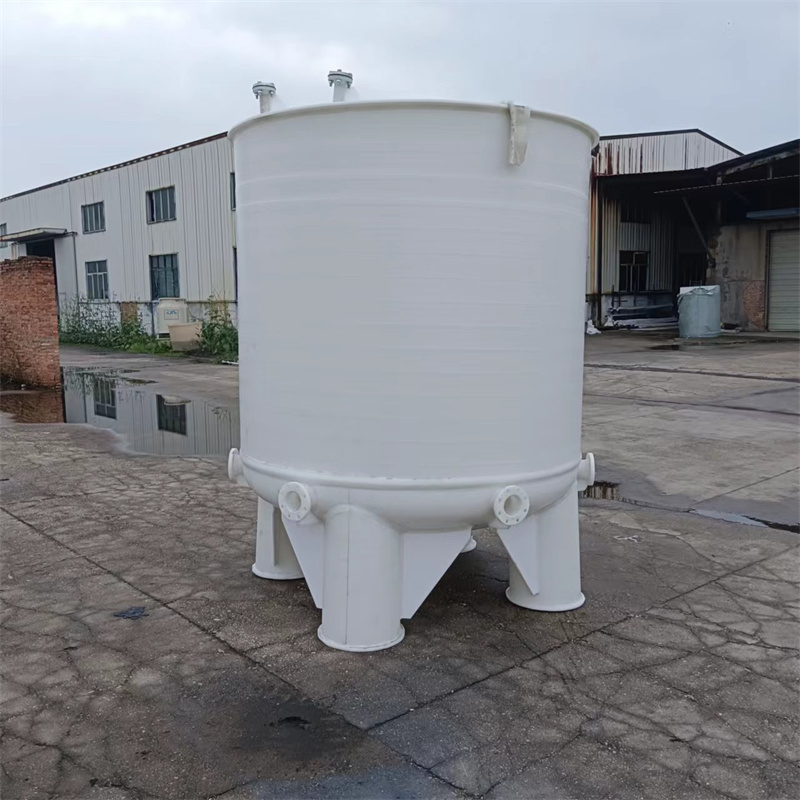 厂家PP反应釜塑料搅拌罐现货直发！聚丙烯搅拌罐真的这么香？