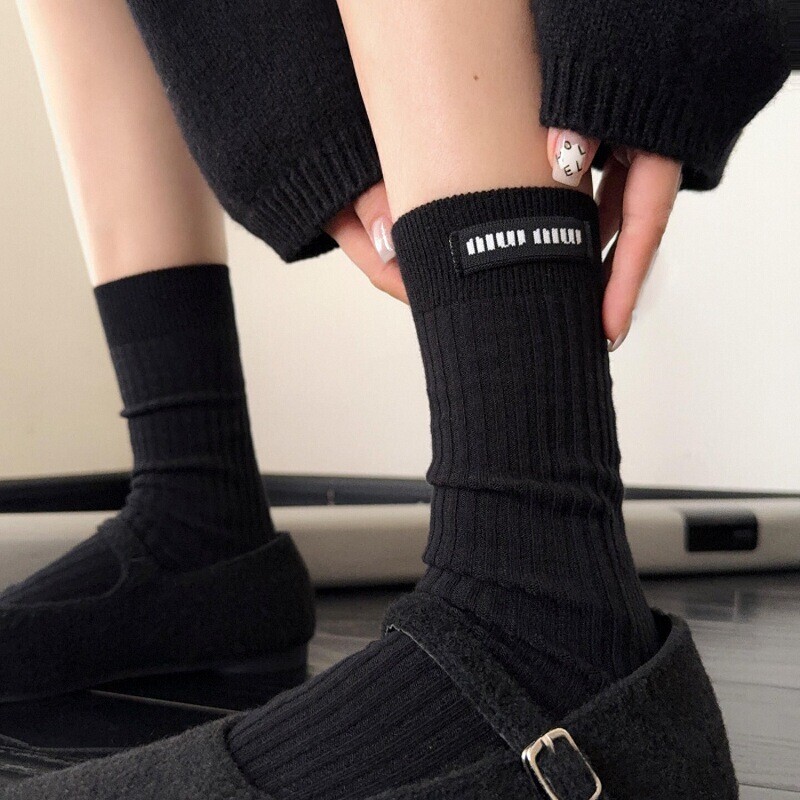 Black Slouch Socks Miu Style Fashion Small Label Mid-Calf Socks Autumn and Winter Lettered Sports Ribbed Socks Versatile Light Gray