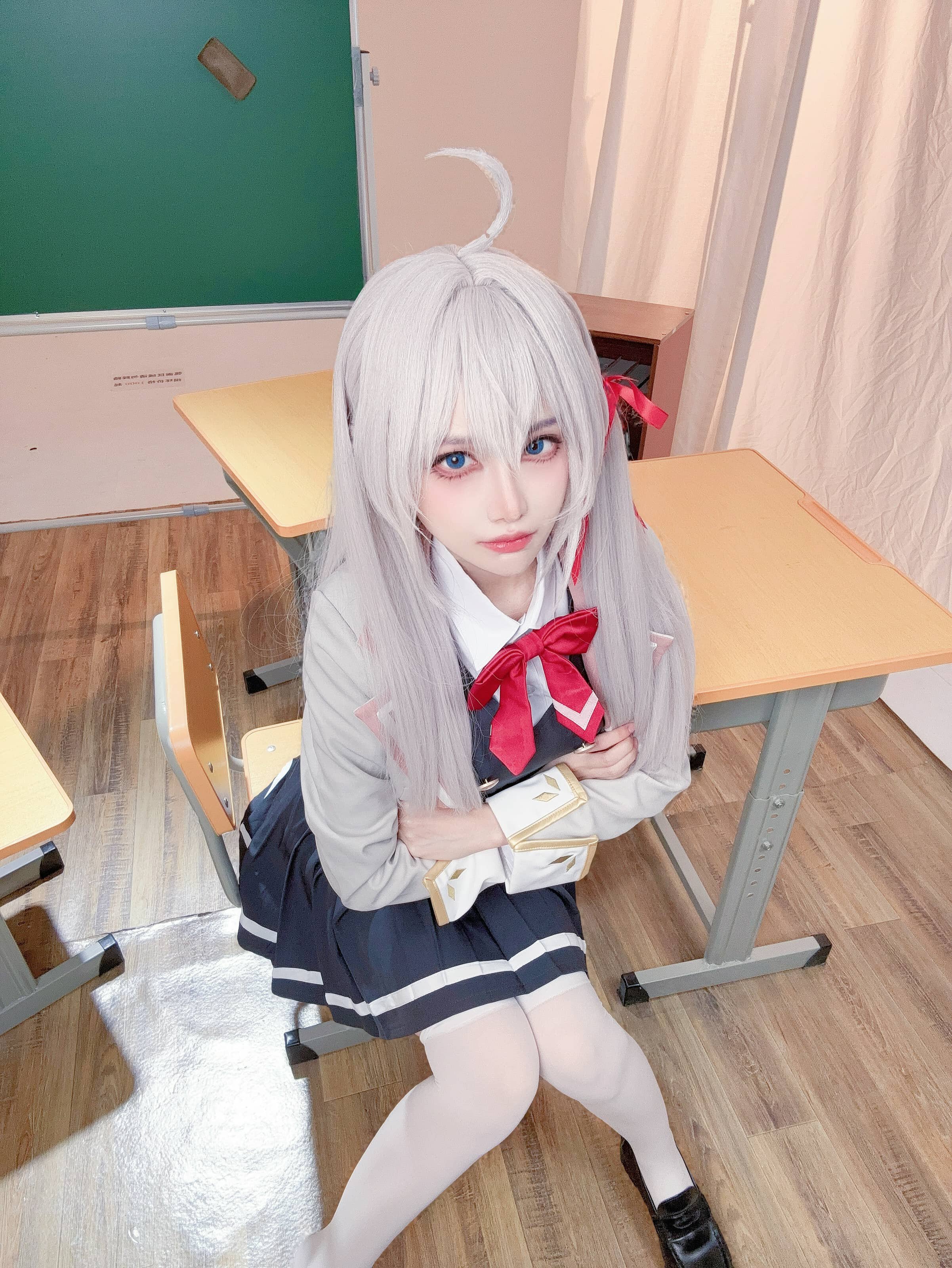 Shika小鹿鹿 艾莉同学