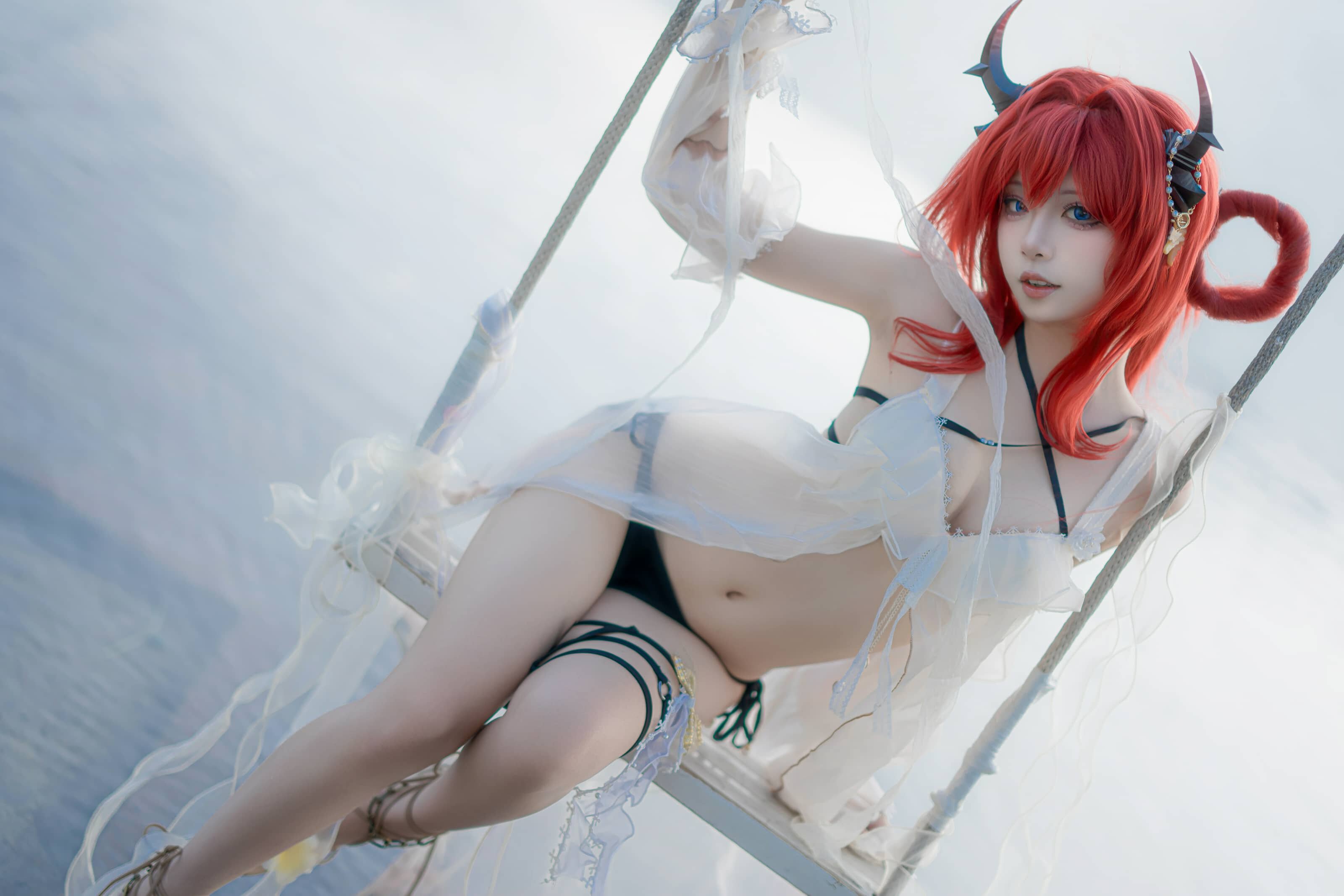 纸悦Etsu_ko 明日方舟 史尔特尔泳装