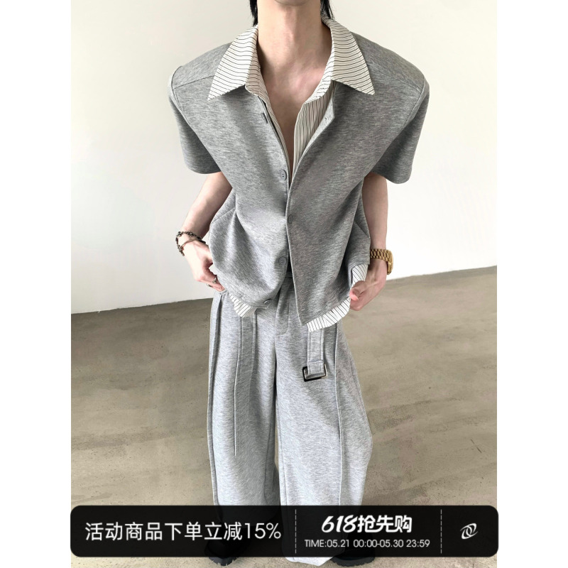 Autumn Mountain Style/Urban Chic Two-In-One Jacket for Men, Summer Old Money Gray Suit with Padded Shoulders and Short Sleeve T-Shirt