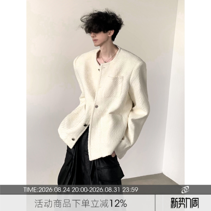 Autumn Mountain Style/Unique 30% Wool White Tweed Chanel-Style Men's Collarless Jacket with High-End Design and Shoulder Pads Autumn Mountain Style/Unique 30% Wool White Tweed Chanel-Style Men's Collarless Jacket with High-End Design and Shoulder Pads