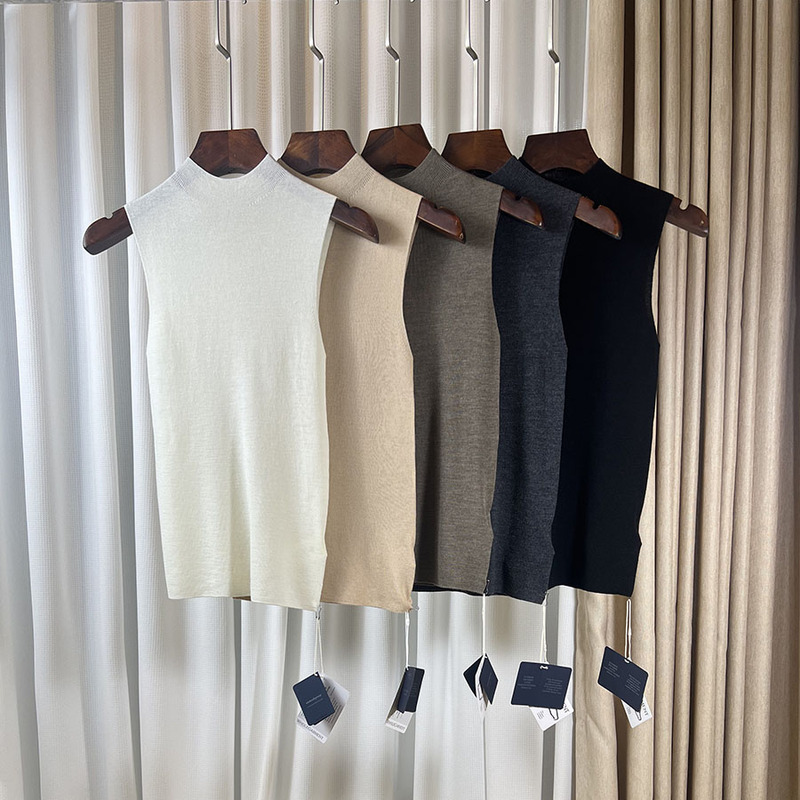 Minimalist Style - German Yangzi Fine-Spun Pure Wool Seamless Autumn and Winter Half-High Collar Vest Base Layer Elegant Knit Sweater