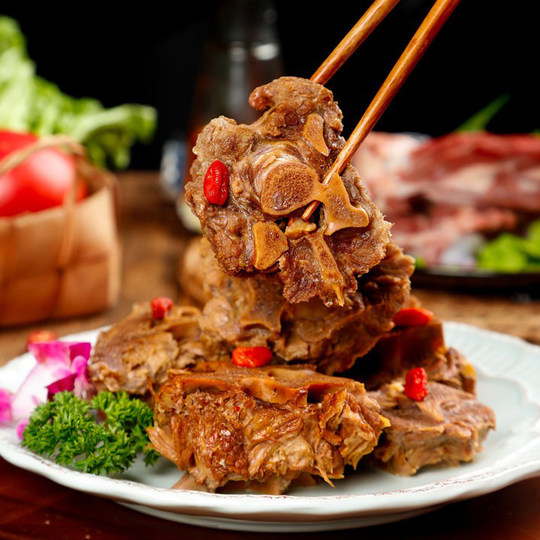 Sheep scorpion, fresh lamb, old Beijing original soup, cooked food, lazy hot pot, heated lamb spine, fresh ingredients