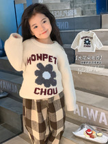 Girls Sweater 2023 new childrens Han - tai round collar to underwear a girl babys winter knitted