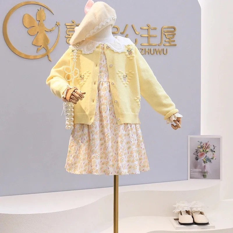 Girls suits 2022 spring and autumn new sweet embroidered wool cardigan children's long-sleeved dress two-piece suit
