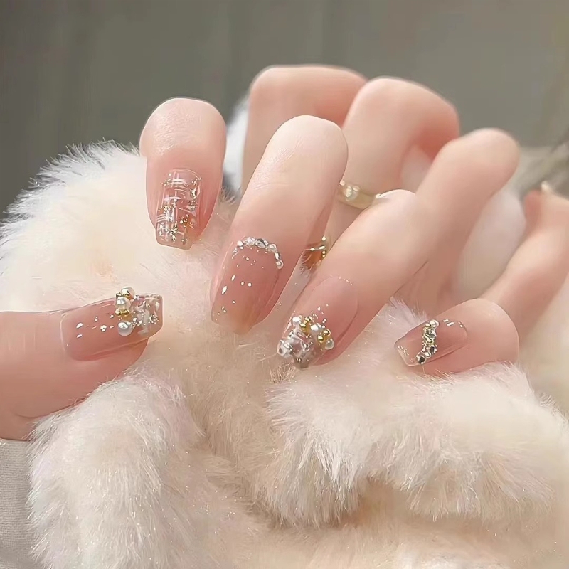 Handmade Wearable Nail Art Short Nail Tips 2024 New Year Style Nail Stickers Finished Product High-End Medium-Long Style Wearable Handmade Wearable Nail Art Short Nail Tips 2024 New Year Style Nail Stickers Finished Product High-End Medium-Long Style Wearable