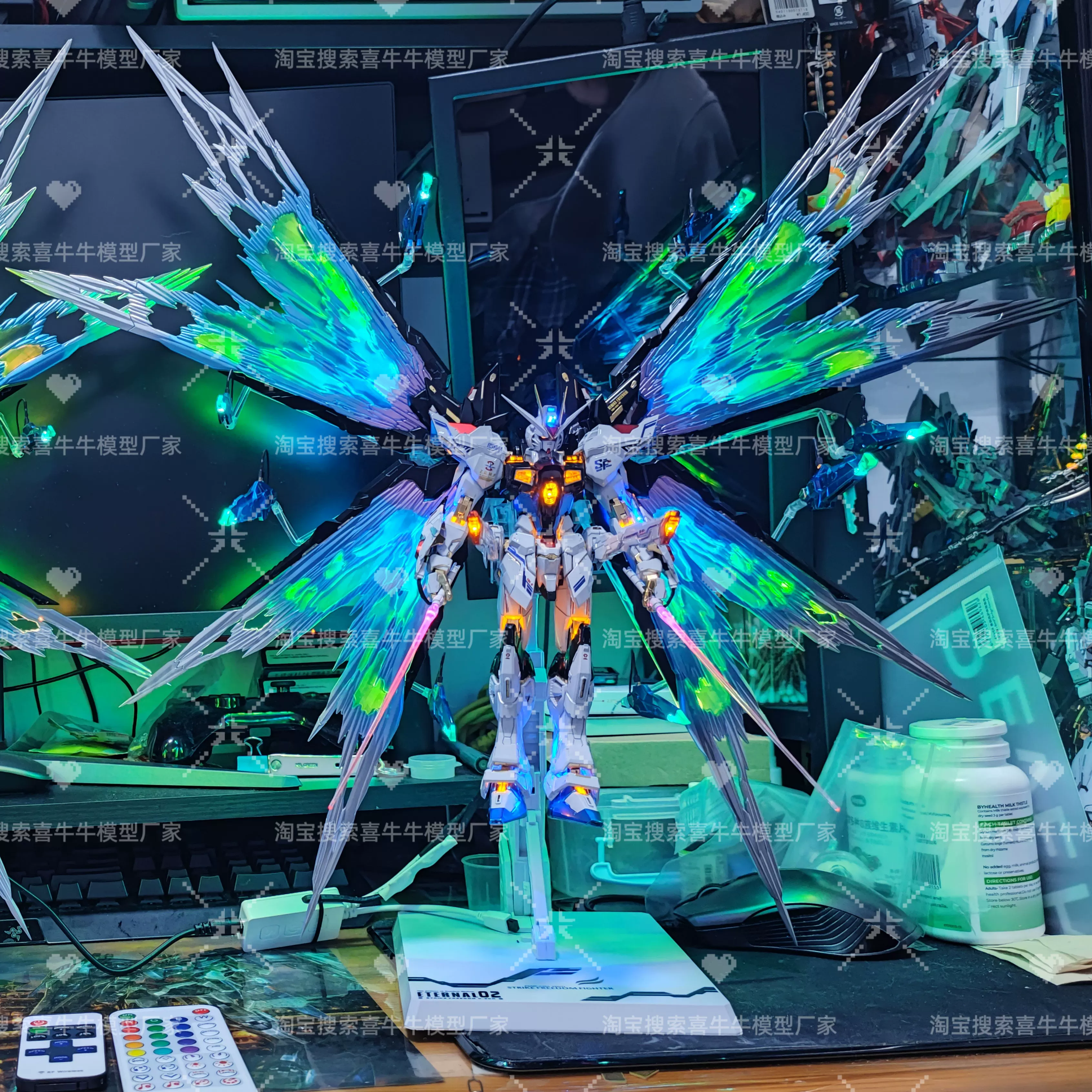 Большая модель Баи Сюэци MG красный ересь Феникс Ка Нио MB Strike Freedom Гунадом собрано вручную меха