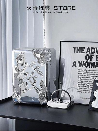 麻将发财潮玩艺术摆件高级感小众客厅柜工业风创意开业礼物装饰品