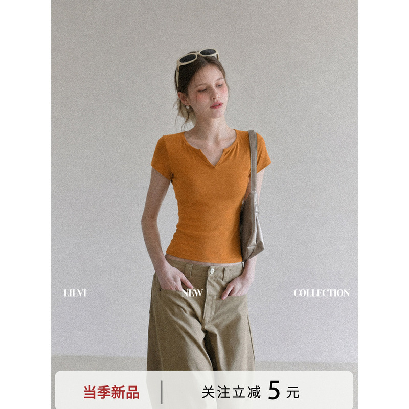 Lilvi Orange V-Neck Short-Sleeve T-Shirt for Women, Summer 2026 New Style, Petite Waist-Cinching Slim-Fit Top Lilvi Orange V-Neck Short-Sleeve T-Shirt for Women, Summer 2026 New Style, Petite Waist-Cinching Slim-Fit Top