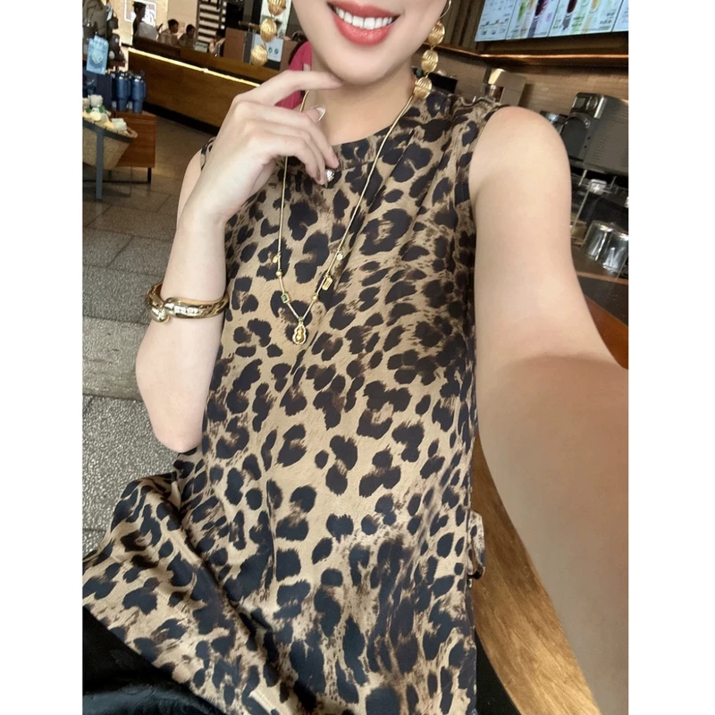 Leopard Print Sleeveless Stylish Round Neck Fashion Top Summer 2026 New High-End Fashionable Youthful Shirt for Women