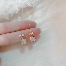 Outlets discount store to pick up 18K gold cat eyestone earrings outlets female accessories
