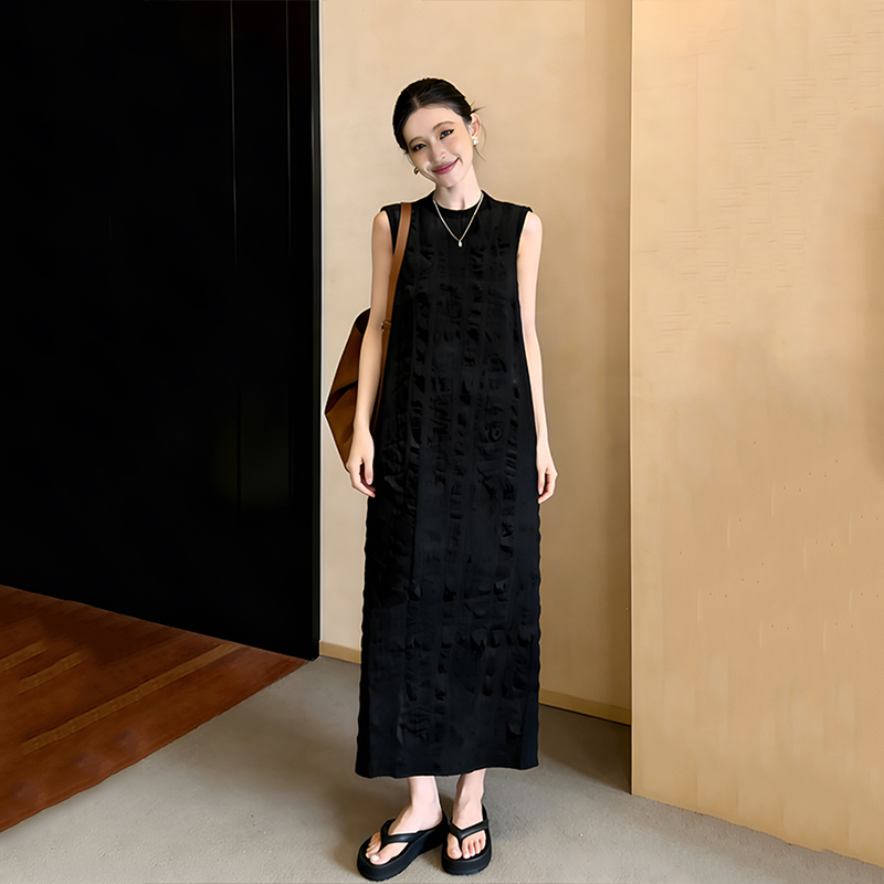 French Hepburn-Style Black Sleeveless Vest Dress for Women 2026 New Summer Loose-Fitting Stunningly Beautiful Long Dress French Hepburn-Style Black Sleeveless Vest Dress for Women 2026 New Summer Loose-Fitting Stunningly Beautiful Long Dress